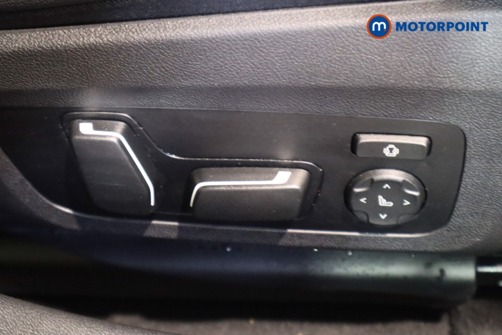 Used BMW i4 2025 for sale - 77998032: Photo 25