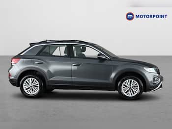 Used Volkswagen T-Roc 2023 for sale - 79776269: Photo