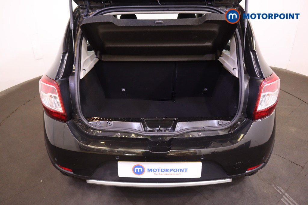 Used Dacia Sandero Stepway 2016 for sale - 76534620: Photo 17