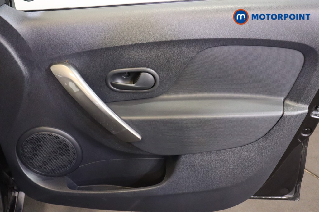 Used Dacia Sandero Stepway 2016 for sale - 76534620: Photo 22