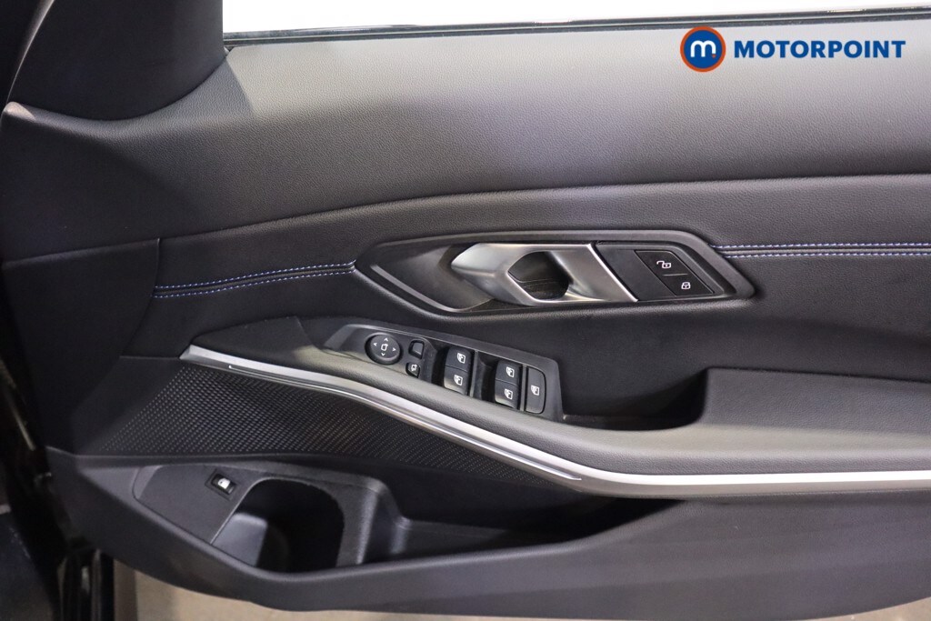 Used BMW 3 Series 2023 for sale - 77432020: Photo 17