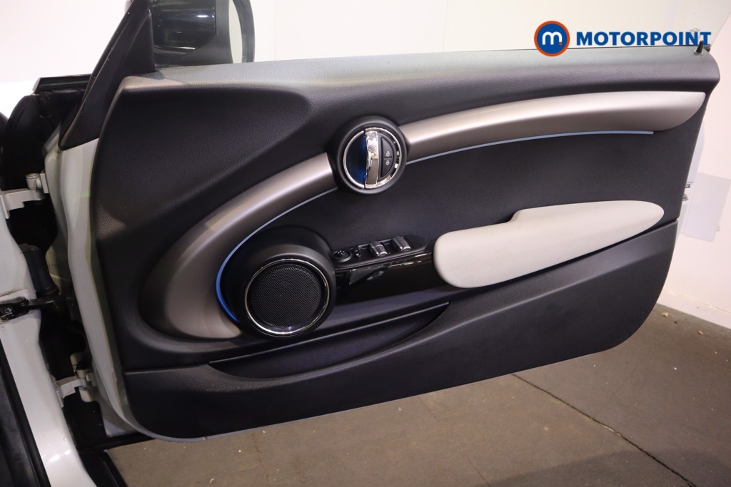 Used MINI Convertible 2019 for sale - 77989217: Photo 23