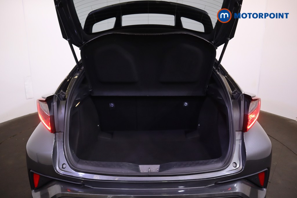 Used Toyota C-HR 2022 for sale - 76603709: Photo 28