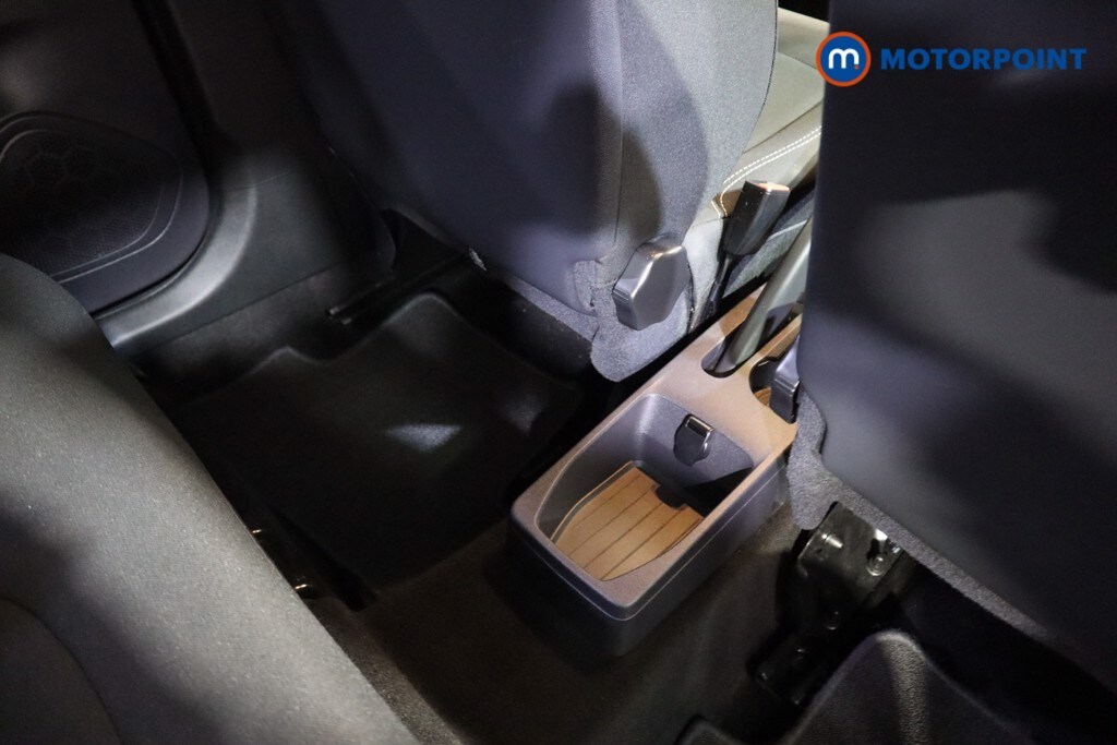 Used Renault Captur for sale - 77591029: Photo 27