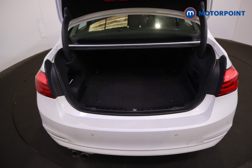 Used BMW 3 Series 2018 for sale - 76494796: Photo 16