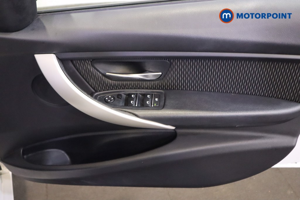 Used BMW 3 Series 2018 for sale - 76494796: Photo 21