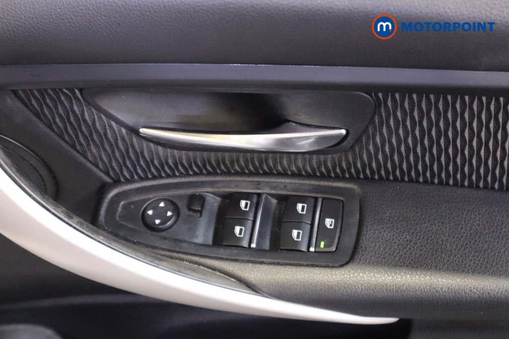 Used BMW 3 Series 2018 for sale - 76494796: Photo 22