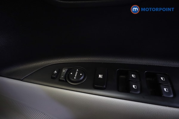 Used Kia Stonic 2019 for sale - 76125560: Photo 11