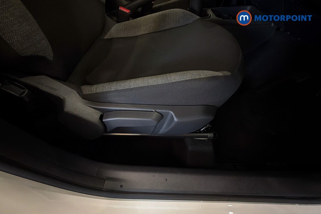 Used Toyota Aygo X 2023 for sale - 78162876: Photo 28