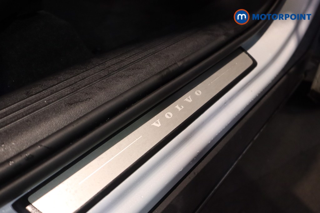 Used Volvo XC40 2022 for sale - 76933650: Photo 15