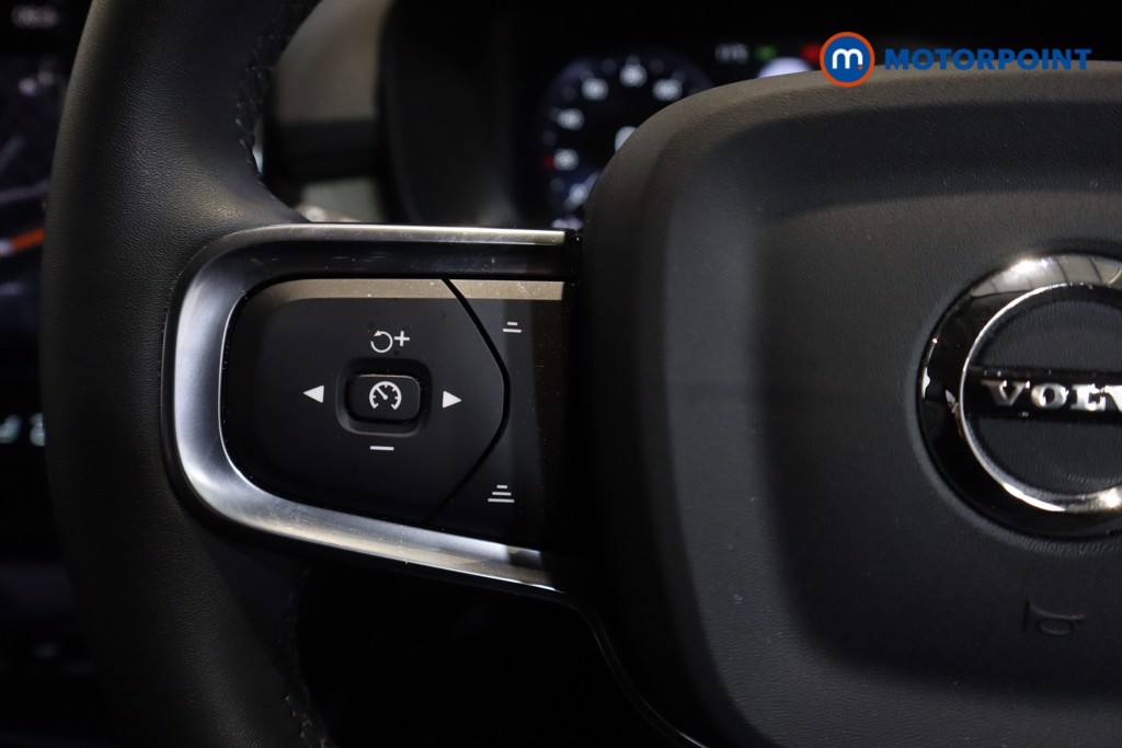 Used Volvo XC40 2022 for sale - 76933650: Photo 17