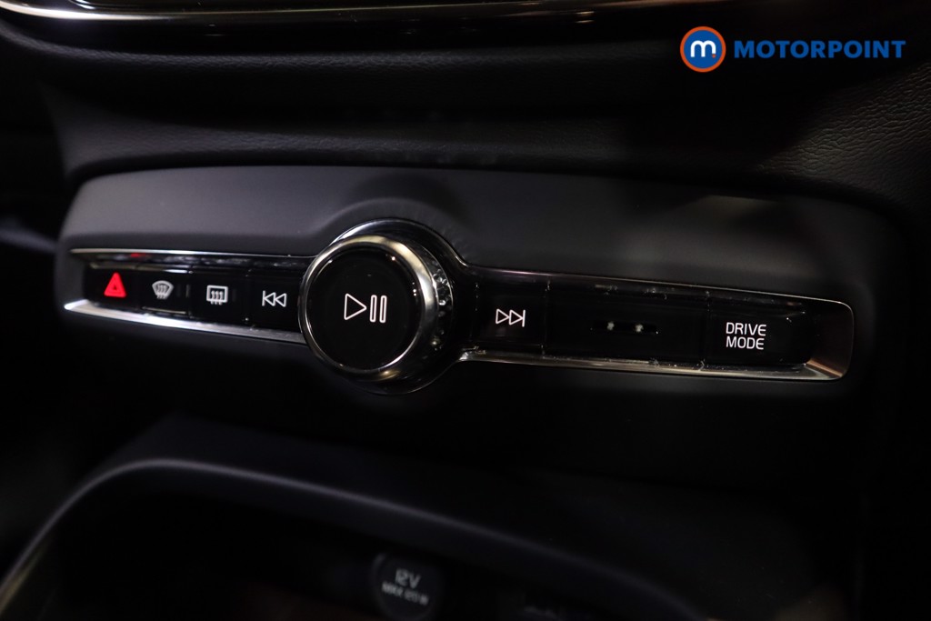 Used Volvo XC40 2022 for sale - 76933650: Photo 25