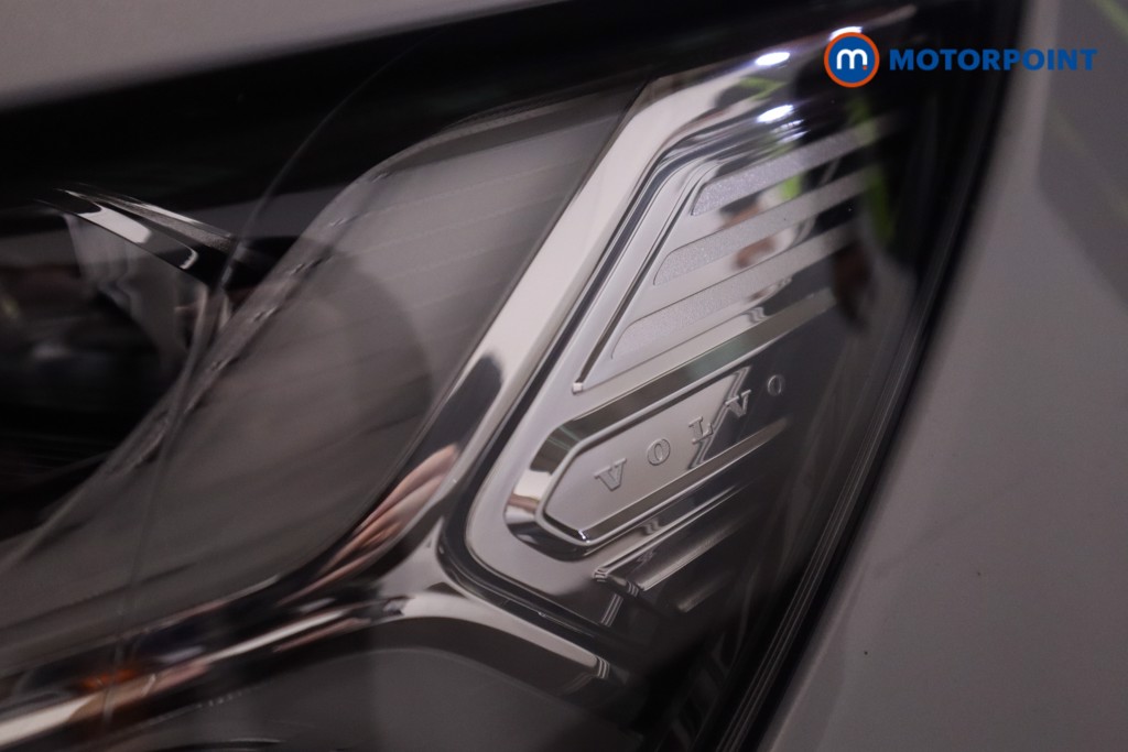 Used Volvo XC40 2022 for sale - 76933650: Photo 49