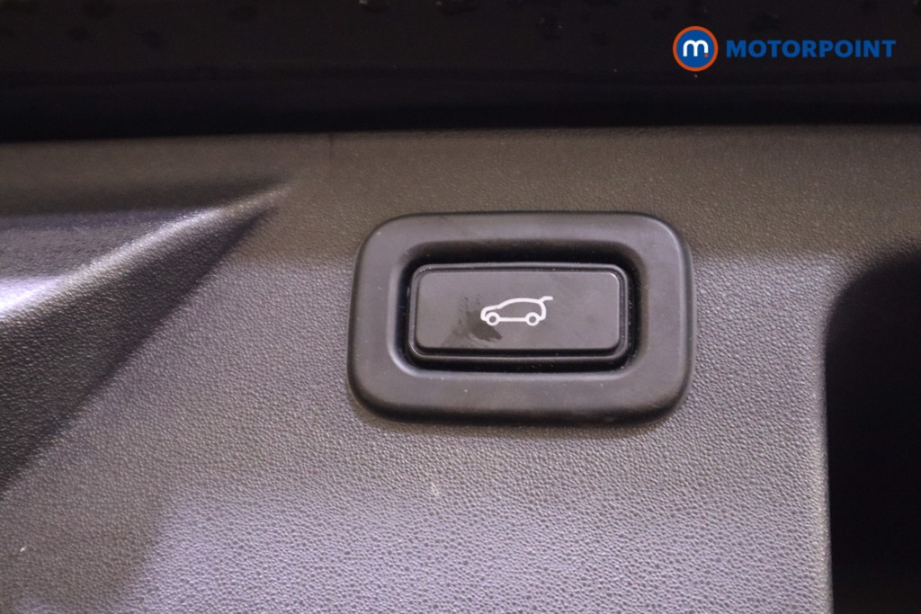 Used Land Rover Discovery Sport 2019 for sale - 76394351: Photo 30