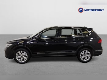 Used Volkswagen Tiguan Allspace 2022 for sale - 77601512: Photo