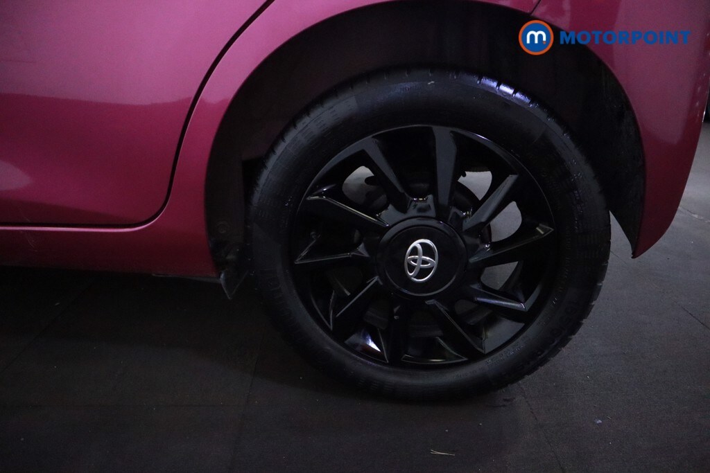 Used Toyota AYGO for sale - 77743813: Photo 32