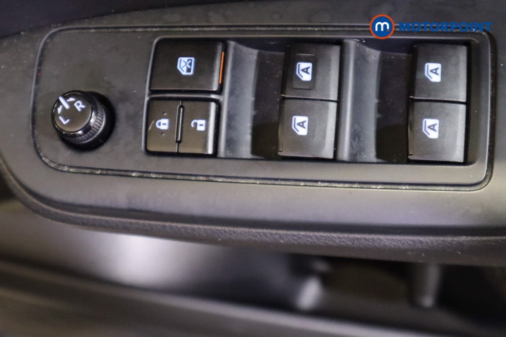 Used Toyota C-HR 2019 for sale - 76557642: Photo 23