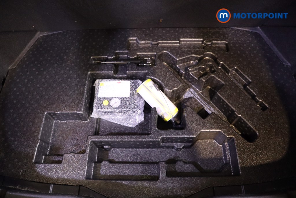 Used Toyota C-HR 2019 for sale - 76557642: Photo 37