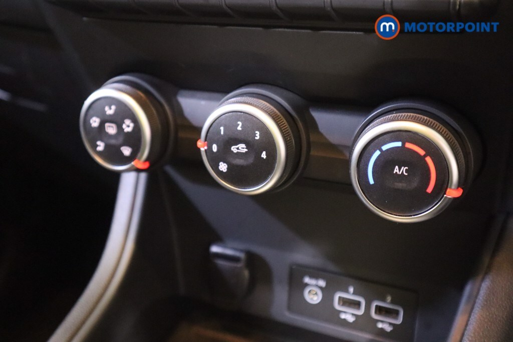 Used Renault Captur 2022 for sale - 77814856: Photo 26