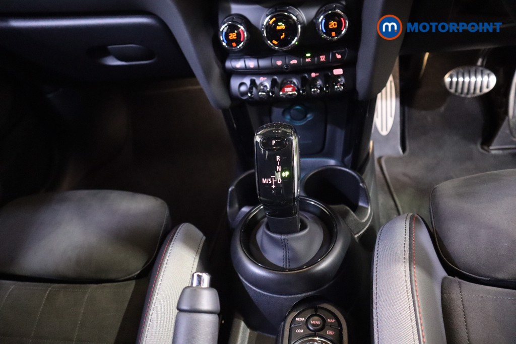 Used MINI Hatch 2023 for sale - 77037023: Photo 17