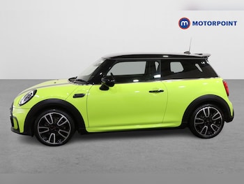 Used MINI Hatch 2023 for sale - 77037023: Photo