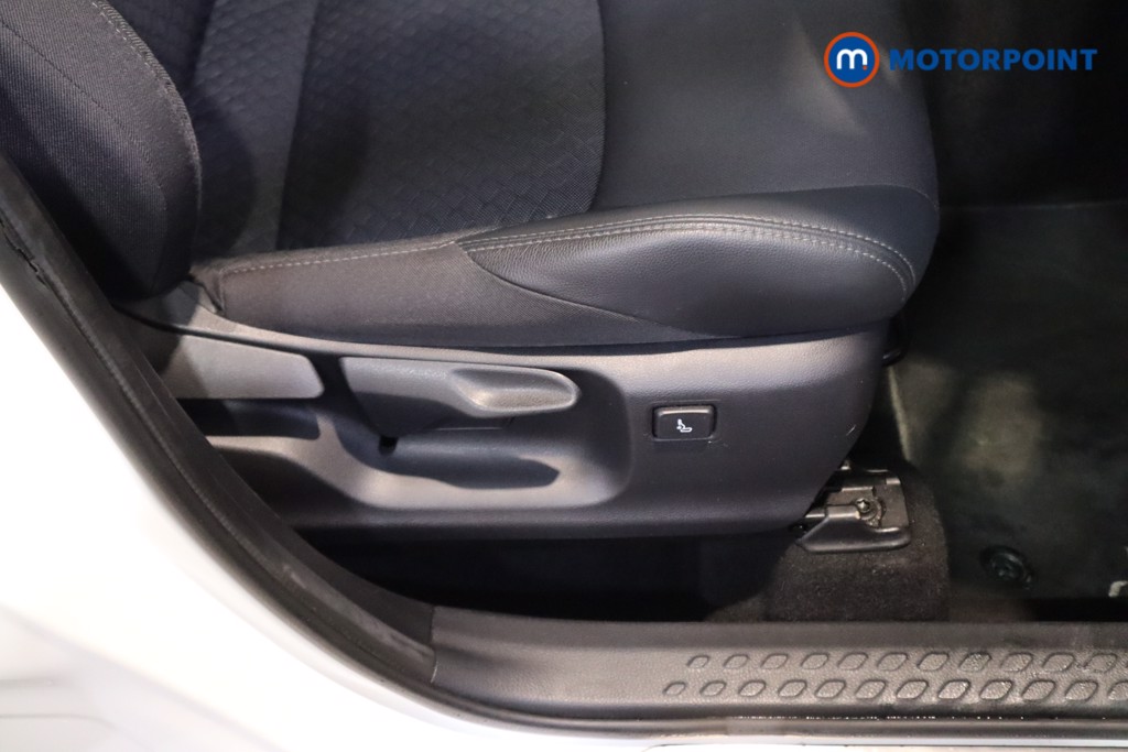 Used Toyota C-HR 2022 for sale - 78123658: Photo 24