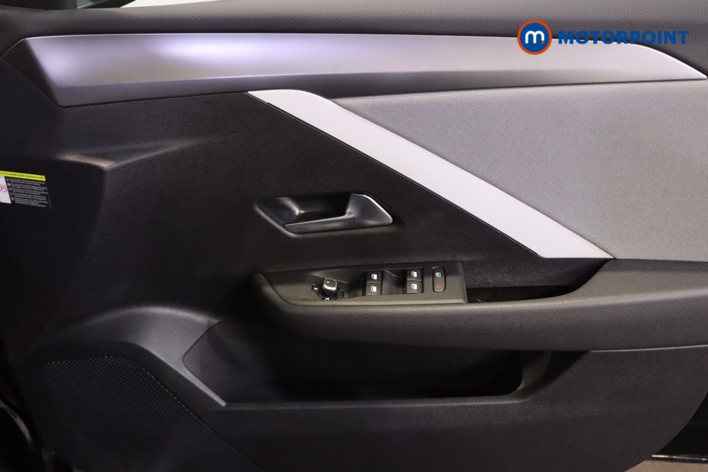 Used Vauxhall Astra 2023 for sale - 76933874: Photo 21