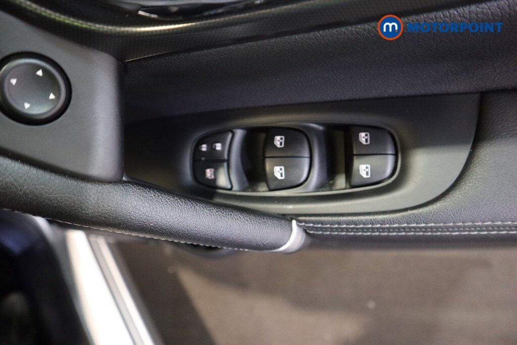 Used Nissan Qashqai 2018 for sale - 77878525: Photo 25