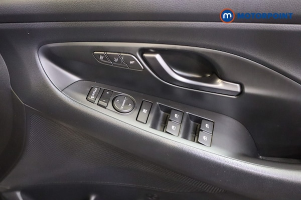 Used Hyundai i30 2019 for sale - 76131711: Photo 16