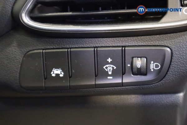 Used Hyundai i30 2019 for sale - 76131711: Photo 18