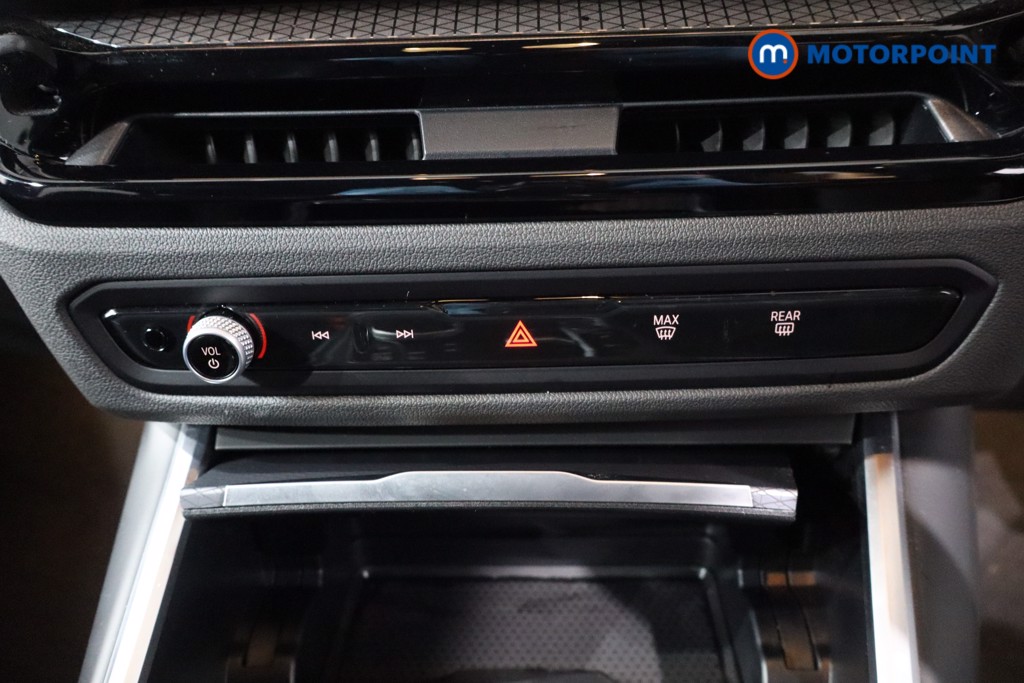 Used BMW 3 Series 2025 for sale - 77002177: Photo 18