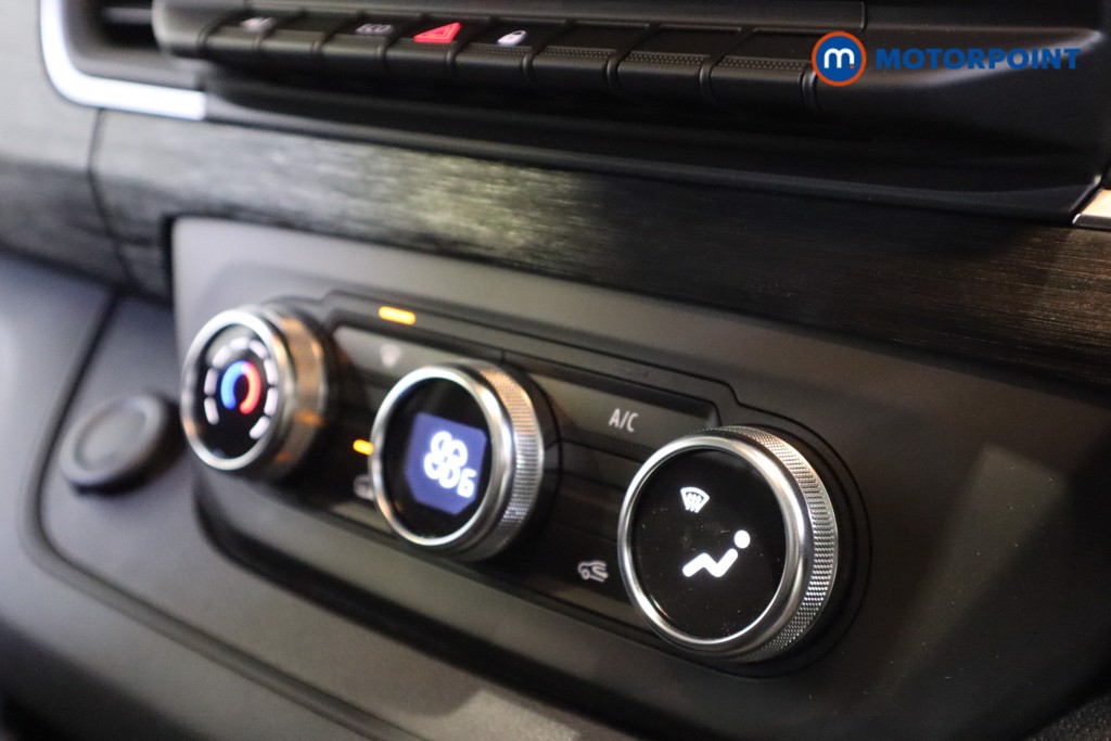 Used Renault Trafic 2025 for sale - 77128425: Photo 11