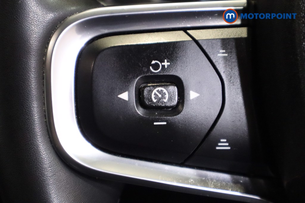 Used Volvo XC40 2021 for sale - 76426029: Photo 25