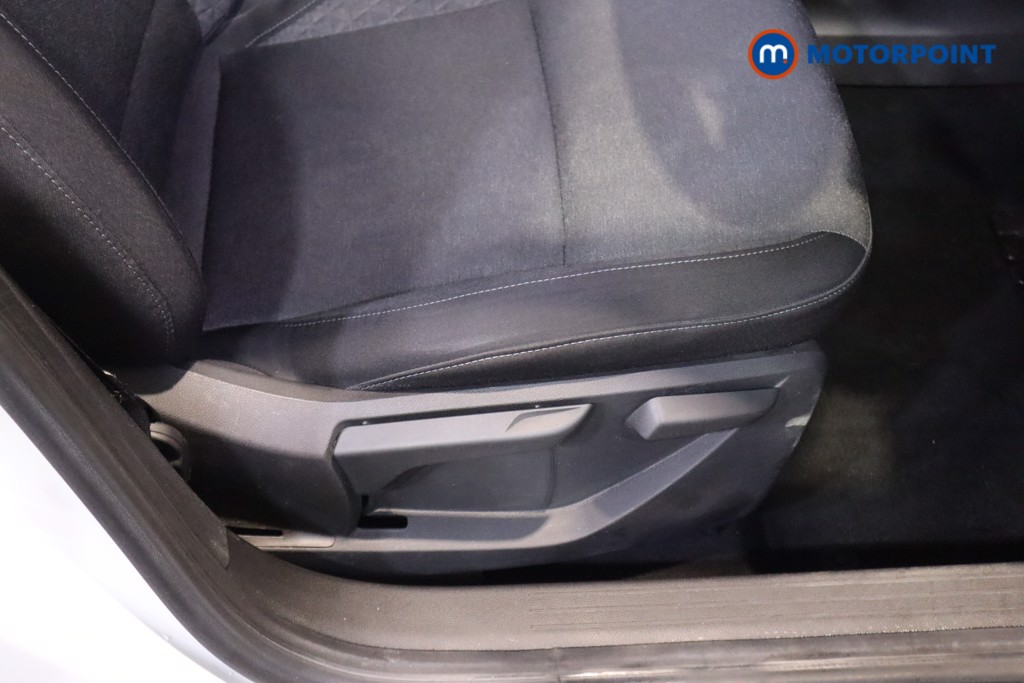 Used Renault Clio 2019 for sale - 77002182: Photo 24