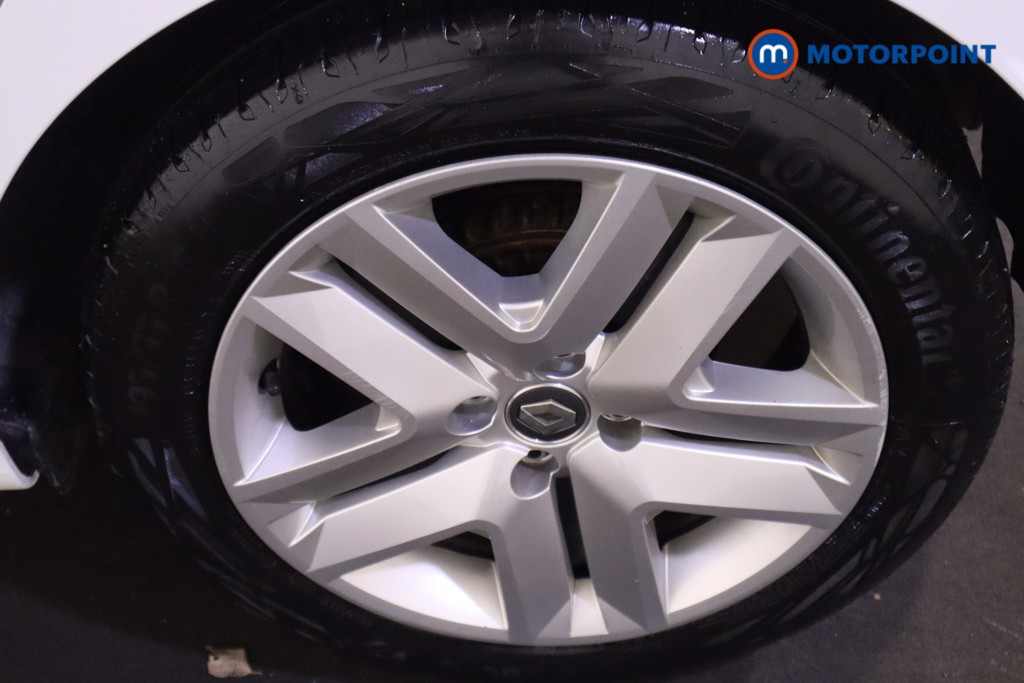 Used Renault Clio 2019 for sale - 77002182: Photo 30