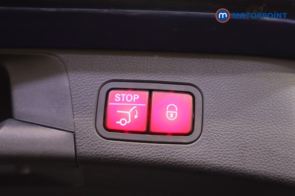Used Mercedes-Benz C-Class 2021 for sale - 76234995: Photo 31