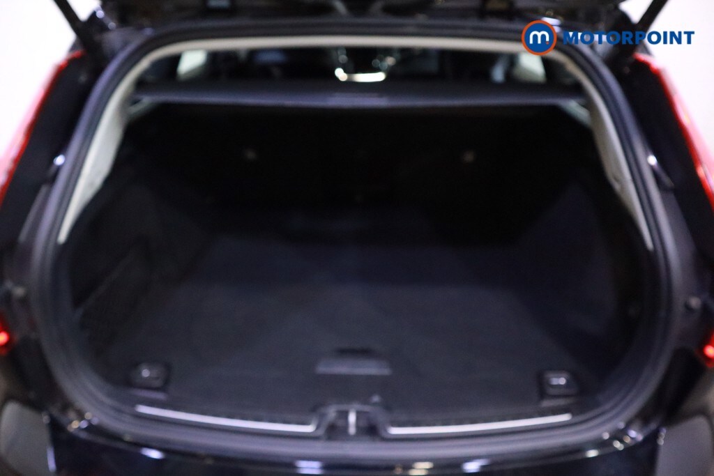 Used Volvo V60 2023 for sale - 77601482: Photo 32