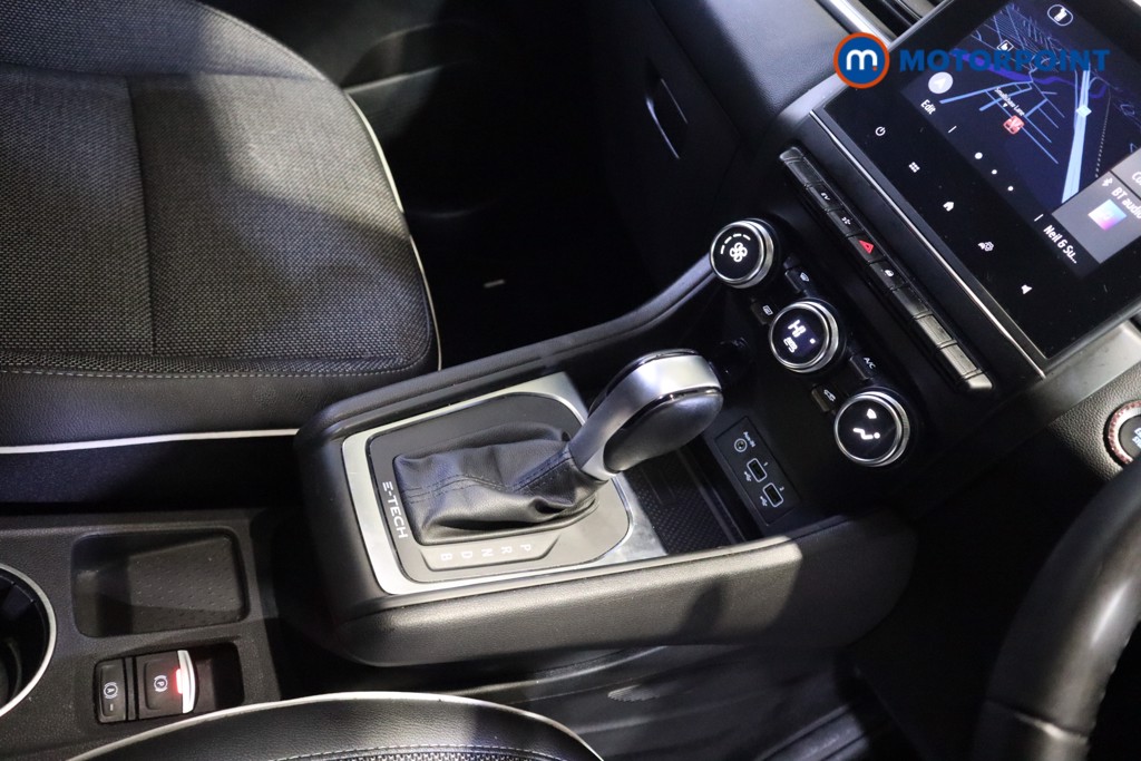 Used Renault Captur 2022 for sale - 76933839: Photo 15