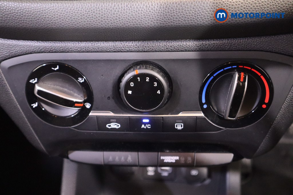 Used Hyundai i20 2019 for sale - 76767302: Photo 28