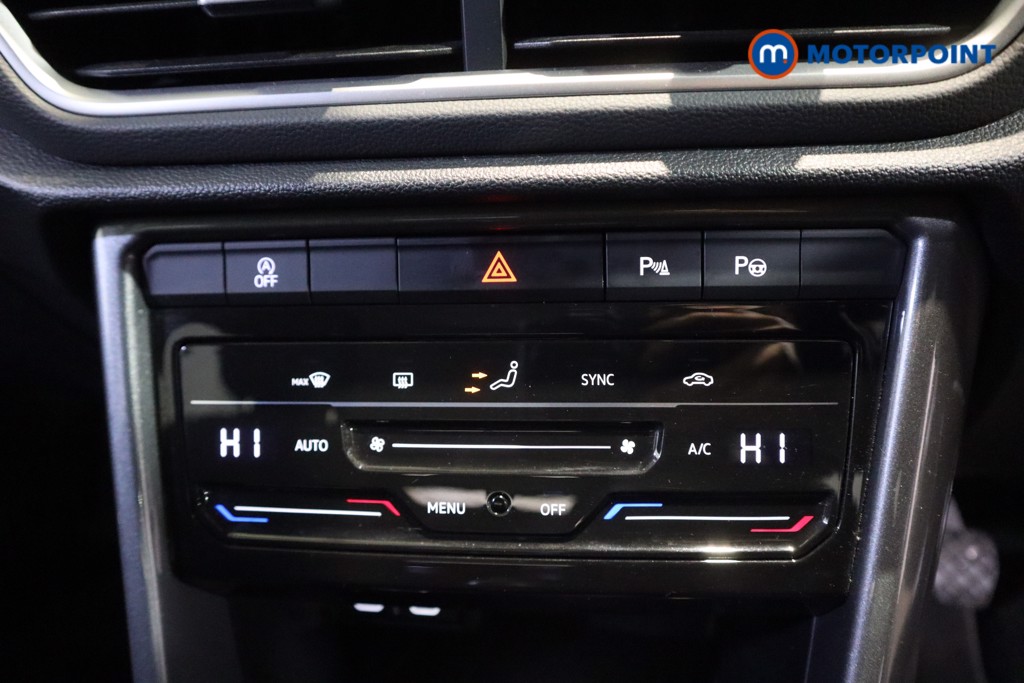 Used Volkswagen T-Roc 2023 for sale - 77450658: Photo 13