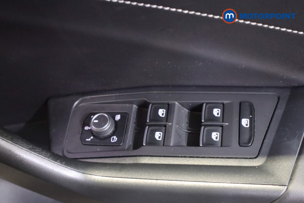 Used Volkswagen T-Roc 2023 for sale - 77450658: Photo 19