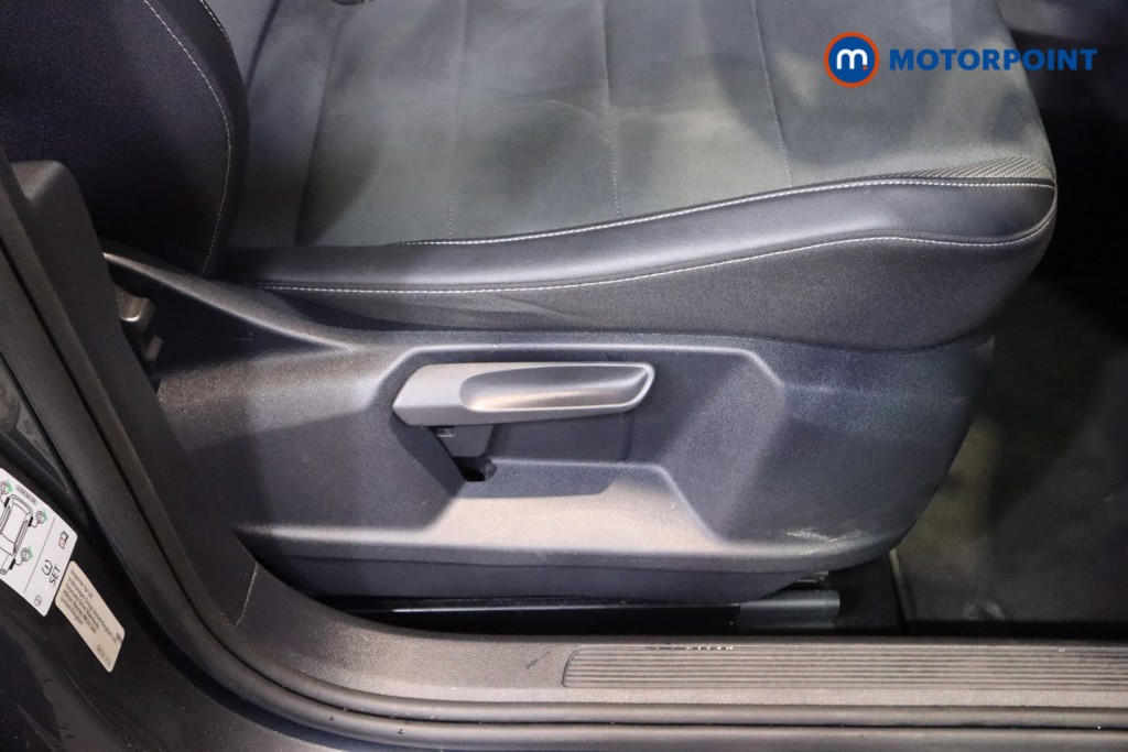 Used Volkswagen T-Roc 2023 for sale - 77450658: Photo 24