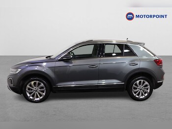 Used Volkswagen T-Roc 2023 for sale - 77450658: Photo