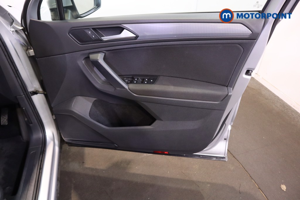 Used Volkswagen Tiguan 2021 for sale - 77071679: Photo 24