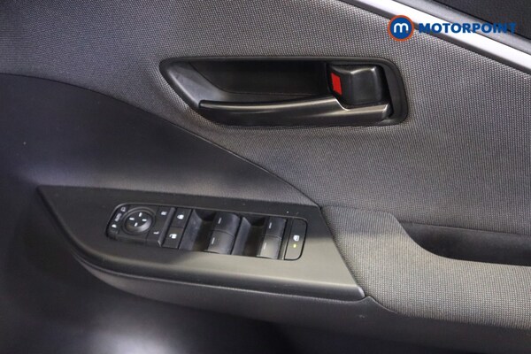 Used Toyota C-HR 2024 for sale - 76196836: Photo 17