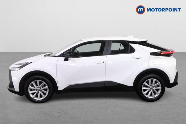 Used Toyota C-HR 2024 for sale - 76196836: Photo 4