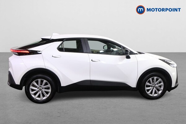 Used Toyota C-HR 2024 for sale - 76196836: Photo 8