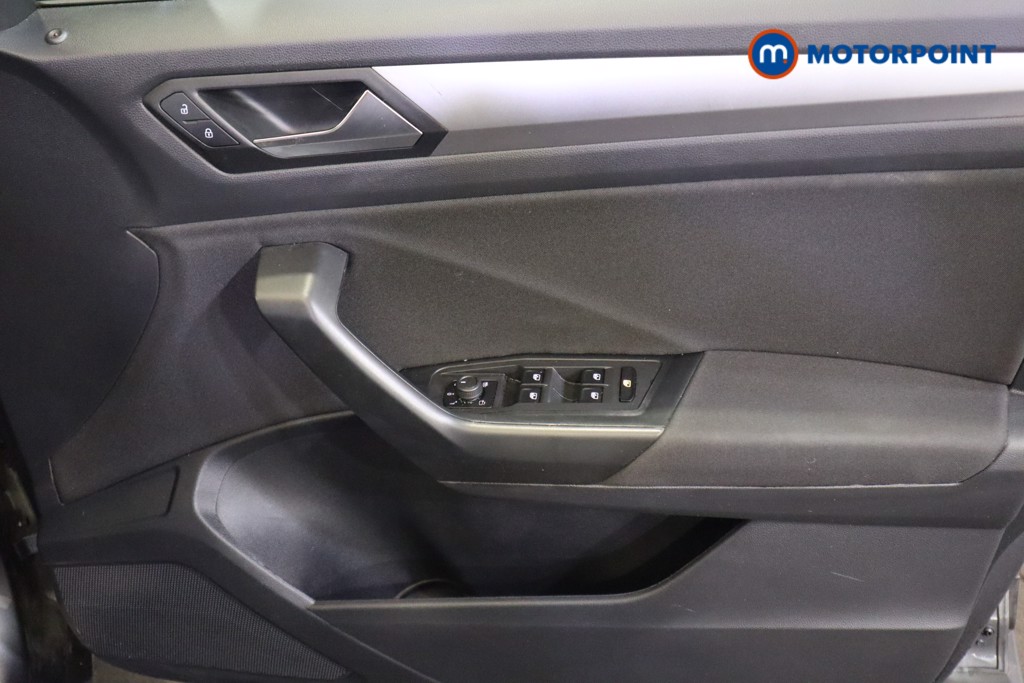 Used Volkswagen T-Roc 2022 for sale - 76196928: Photo 21