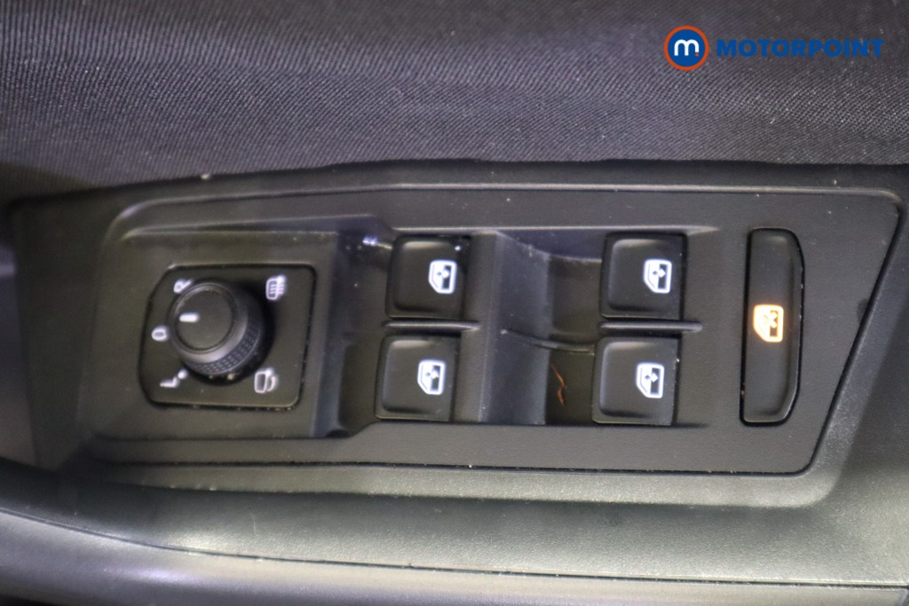 Used Volkswagen T-Roc 2022 for sale - 76196928: Photo 23