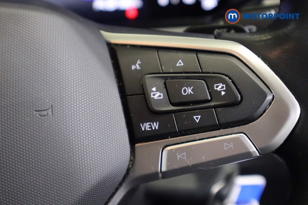 Used Volkswagen T-Roc 2022 for sale - 76196928: Photo 26